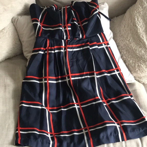 Elizabeth McKay brand new silk dress - Picture 2 of 3