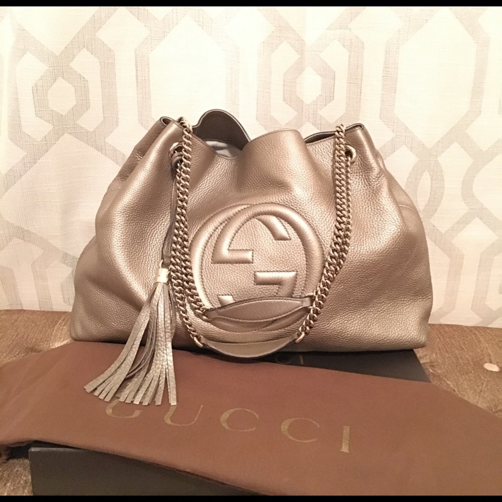 Gucci Large Soho Metallic Gold Shoulder Bag - Picture 7 of 8