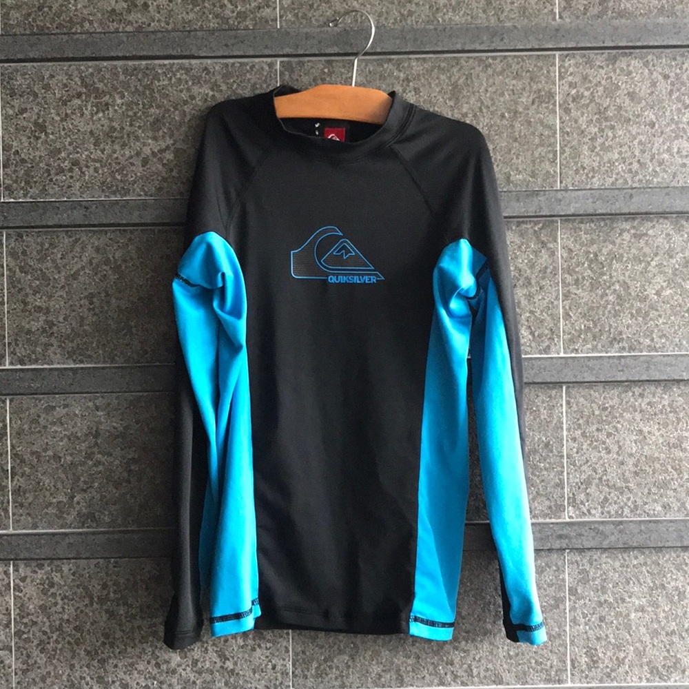 Boys Quiksilver rash guard
