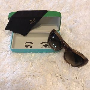 Kate Spade sunglasses 🕶