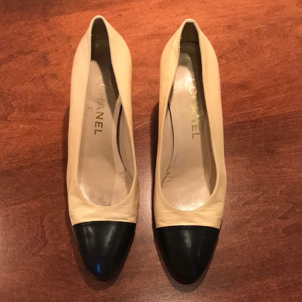 Chanel pumps Vintage