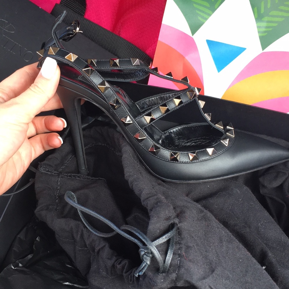 Valentinorockstud leather pumps