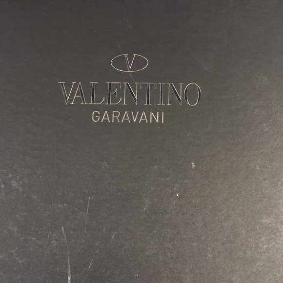 Valentinorockstud leather pumps - Picture 4 of 8