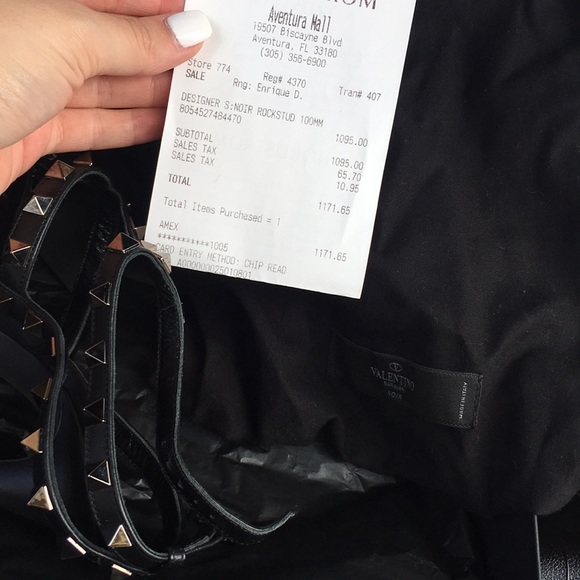 Valentinorockstud leather pumps - Picture 5 of 8