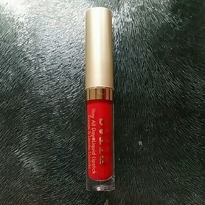 Stila liquid lipstick beso