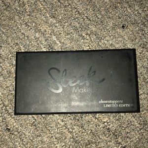 Sleek palette Showstoppers