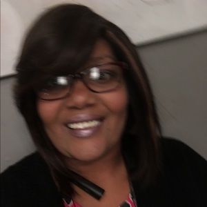 Meet your Posher, Sonia