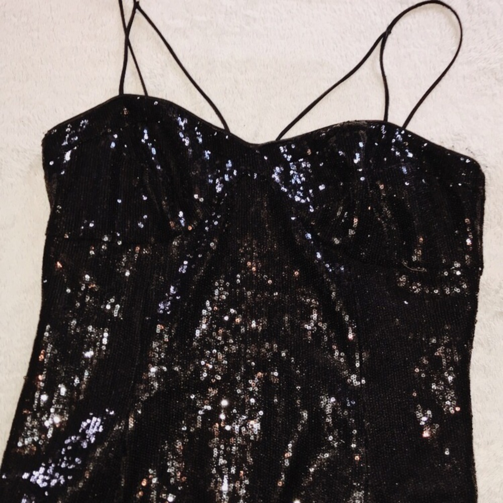 TWENTYONE SPARKLY CROP TOP