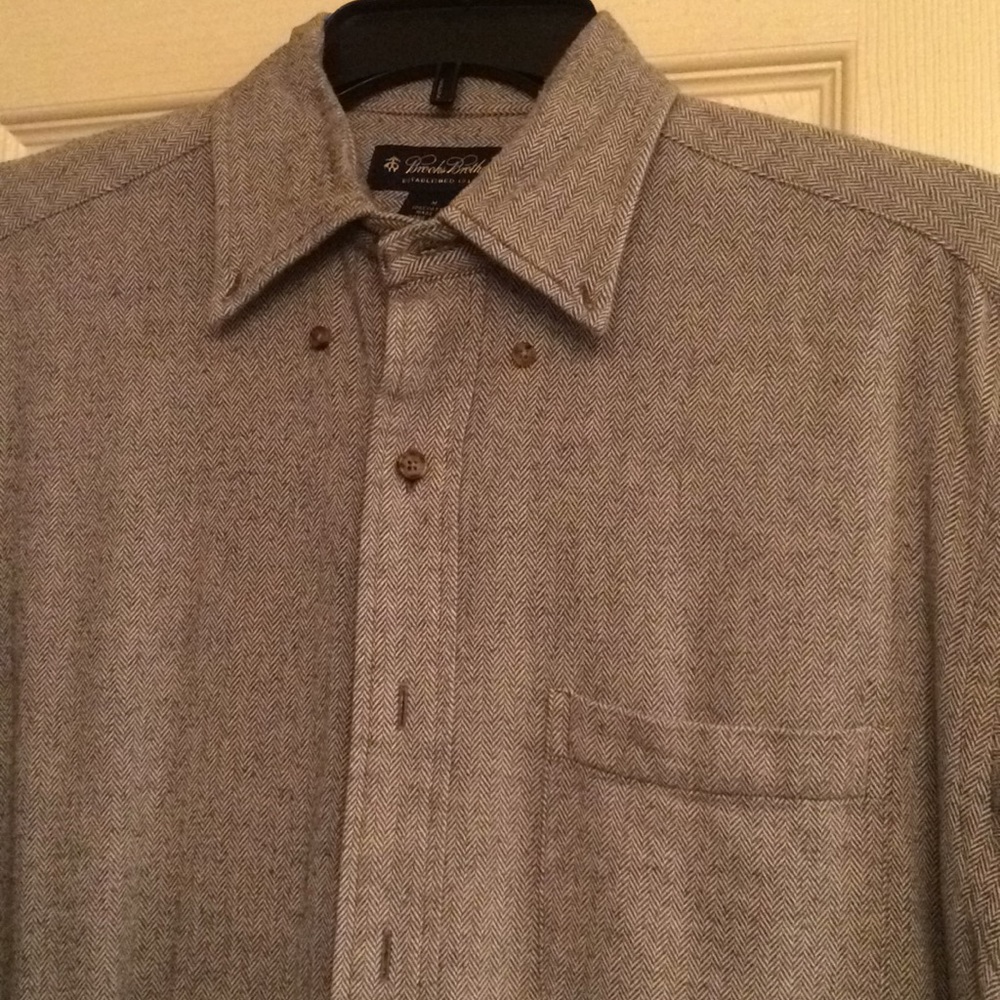 Men’s sport shirt