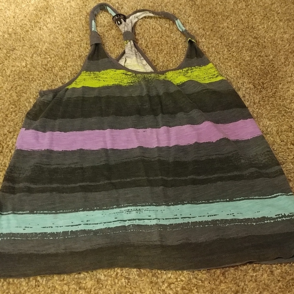Striped racetrack tank