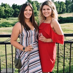 Meet your Posher, Rachel