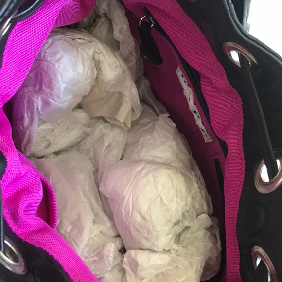 Leather Ruffle bag - Picture 3 of 4