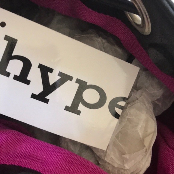 Leather Ruffle bag - Picture 4 of 4