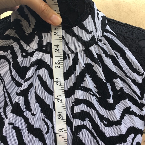 K Cole Zebra print Sleeveless High Neck Halter - Picture 4 of 5