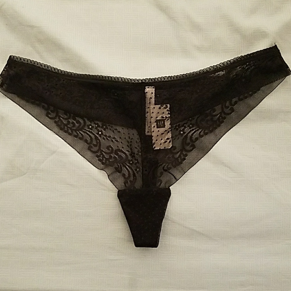 Invisibles thong