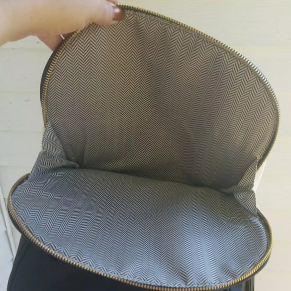 SOLD - Picture 3 of 4