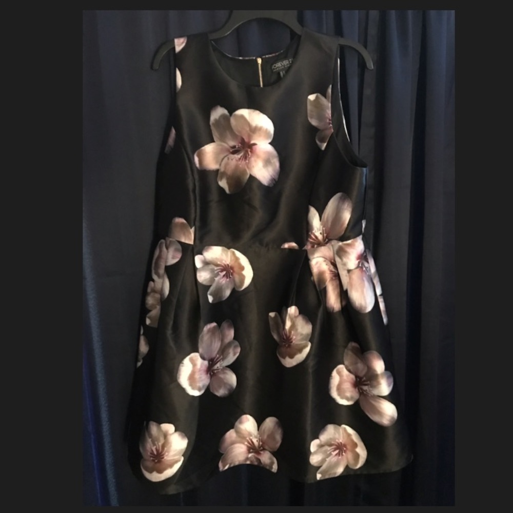Plus size cocktail dress!