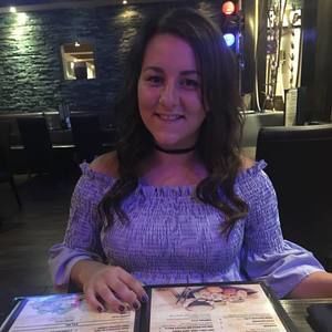 Meet your Posher, Emily