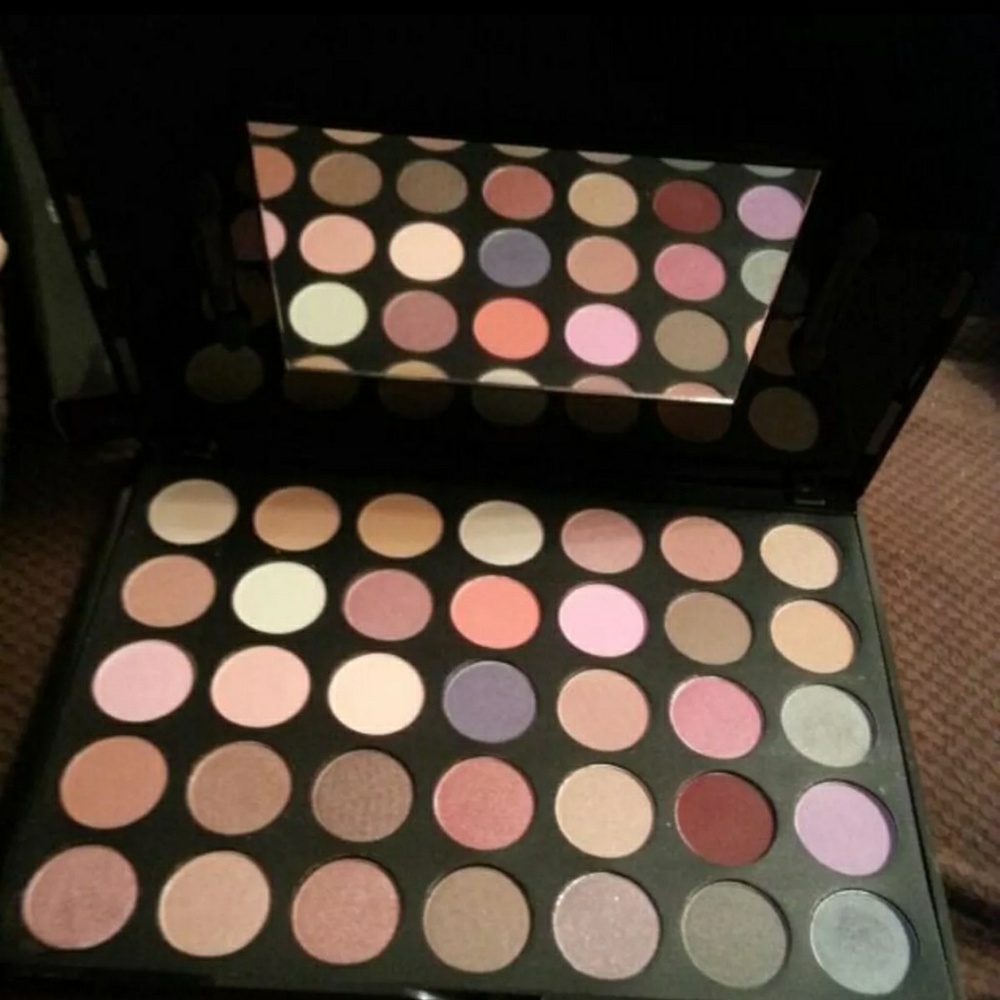 Eyeshadow Pallette