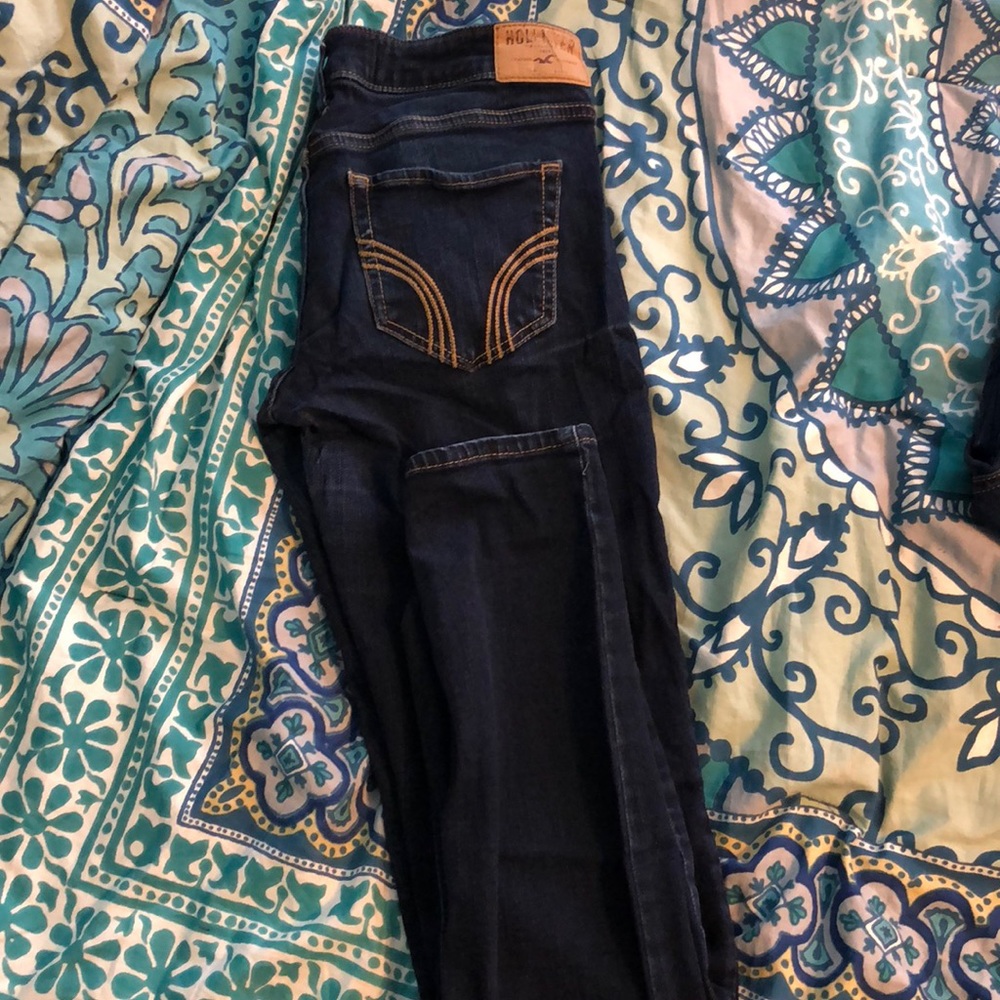 Hollister dark wash skinny jeans