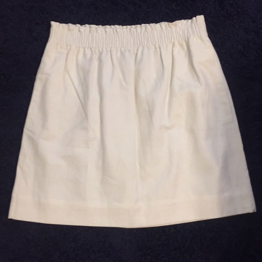 white linen skirt