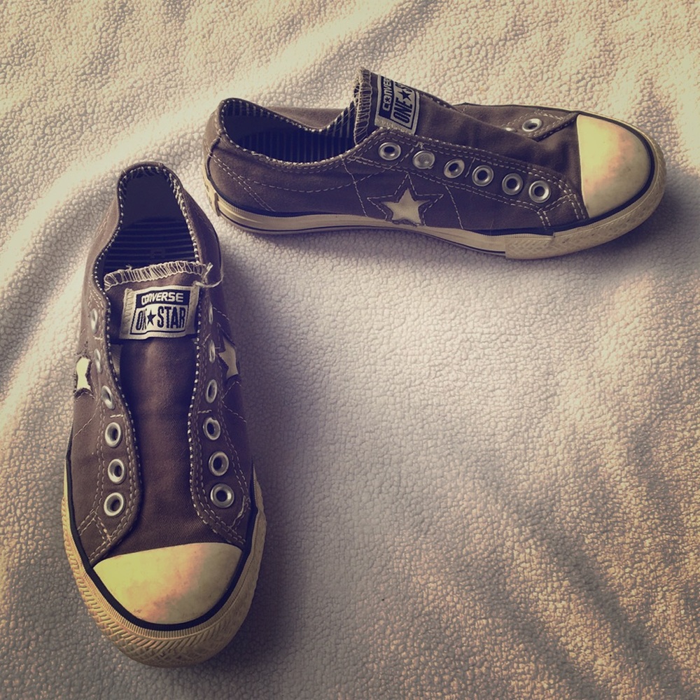 Converse slip on shoes