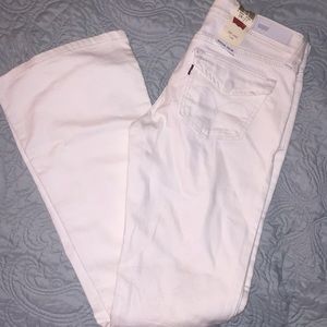 Levi’s white denim
