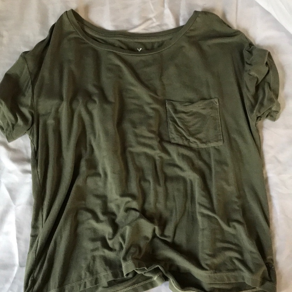 Soft and sexy ae pocket tee