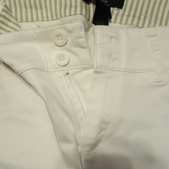 SALE!!🎉 MANGO BASIC WHITE TROUSER - Picture 4 of 5