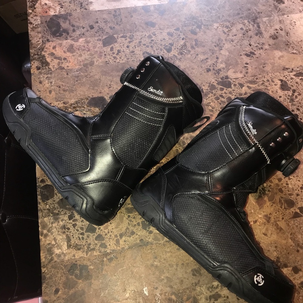 K2 Sendit Women’s snowboard boots BOA size 8