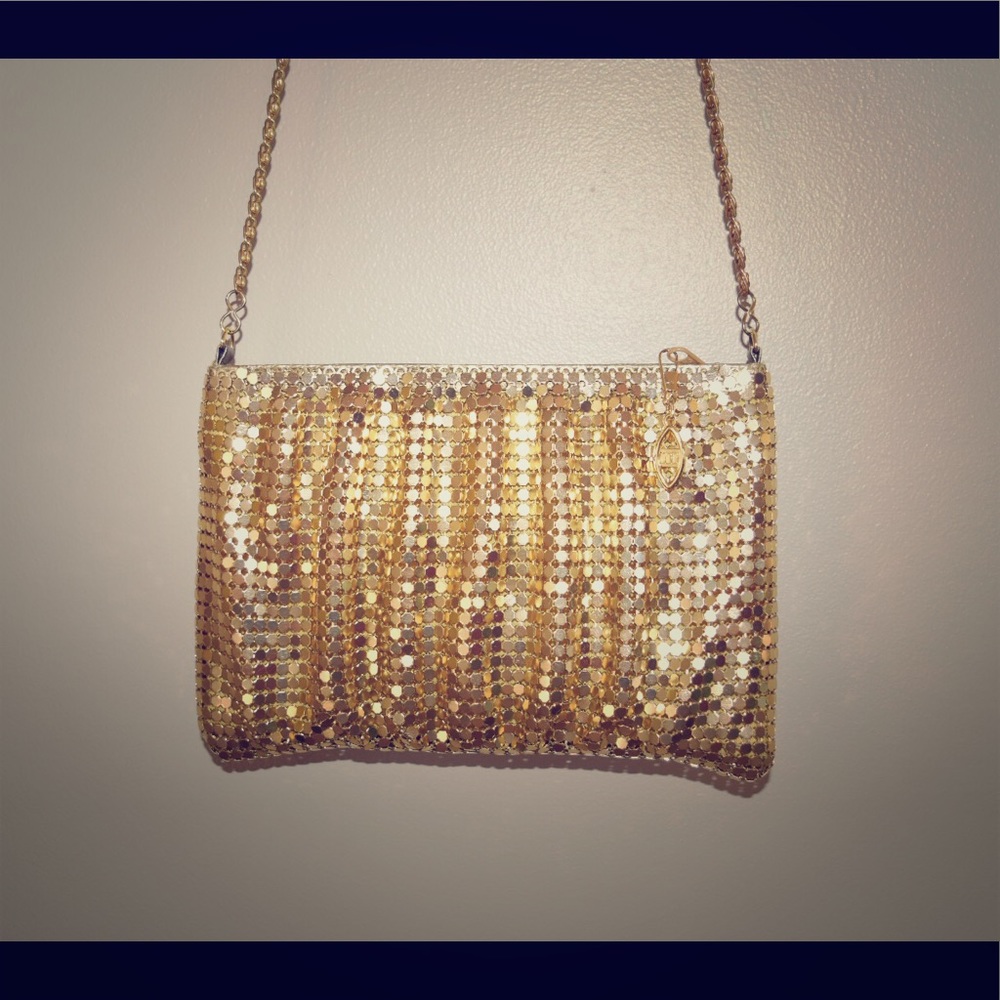 ❄️Sale❄️Gold Holiday purse
