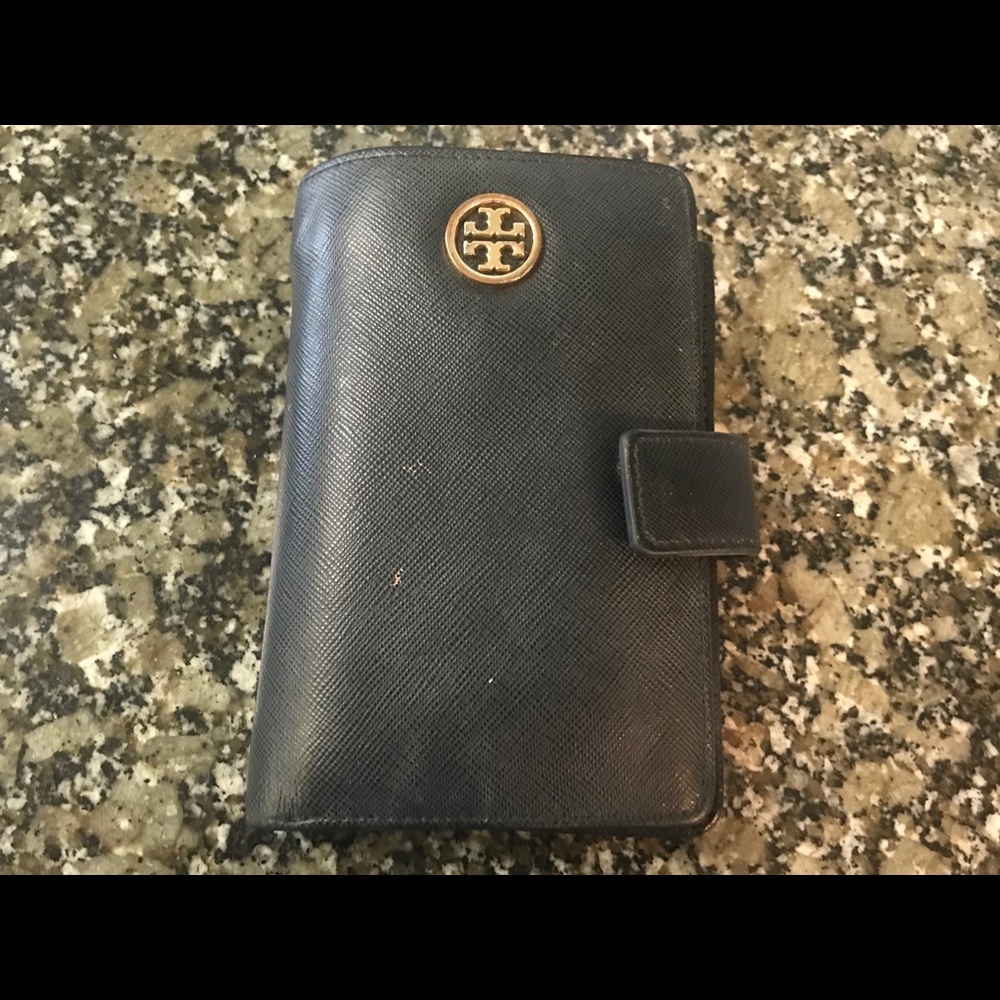 Tory Burch Robinson Saffiano French Fold