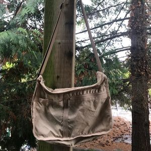 Beige LeSportsac shoulder bag