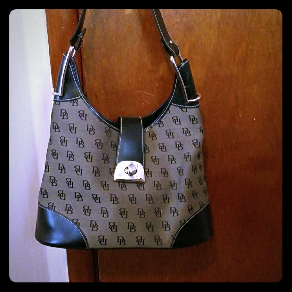 Dooney and Bourke Signature Handbag