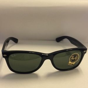 🎁🎉🆕 Ray-Ban New Wayfarer Sunglasses RB2132🎉🎁