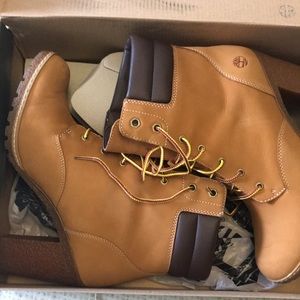 Timberland boots high heel excellent condition