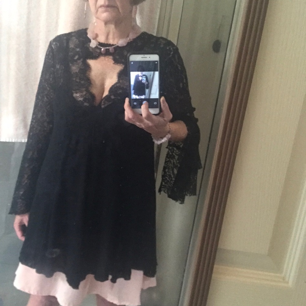 Umgee Black Lace Crochet Tunic Dress Blouse NEW M