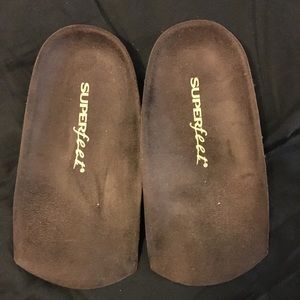 Superfeet half insoles size D.  EUC