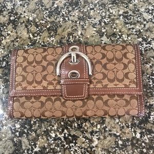 Coach Signature Logo tan leather wallet