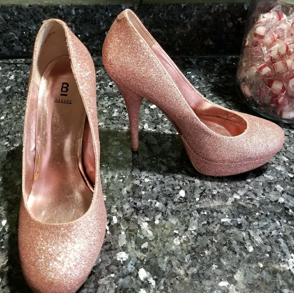 Bakers sparkly pink platform 5" high heel size 8