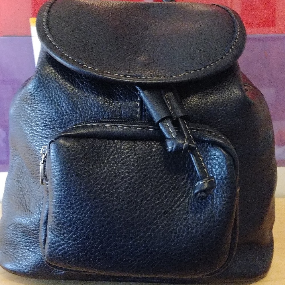 NEW ... Woman's Small Backpack Black Leather