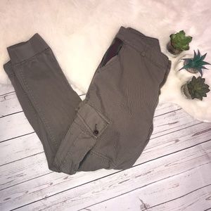 Ecote Size 25 Green Jogger Pants