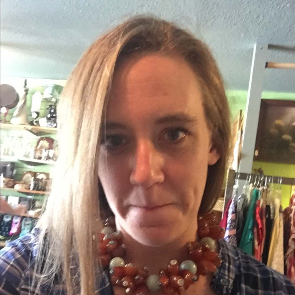 Meet your Posher, Erin