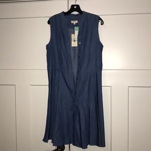 Sleeveless button up chambray dress size L
