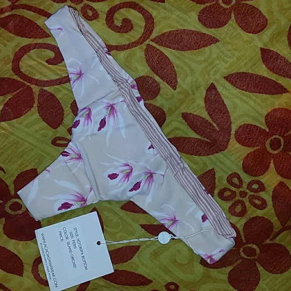 New acacia island orchid ho'okipa bikini bottom P - Picture 5 of 7