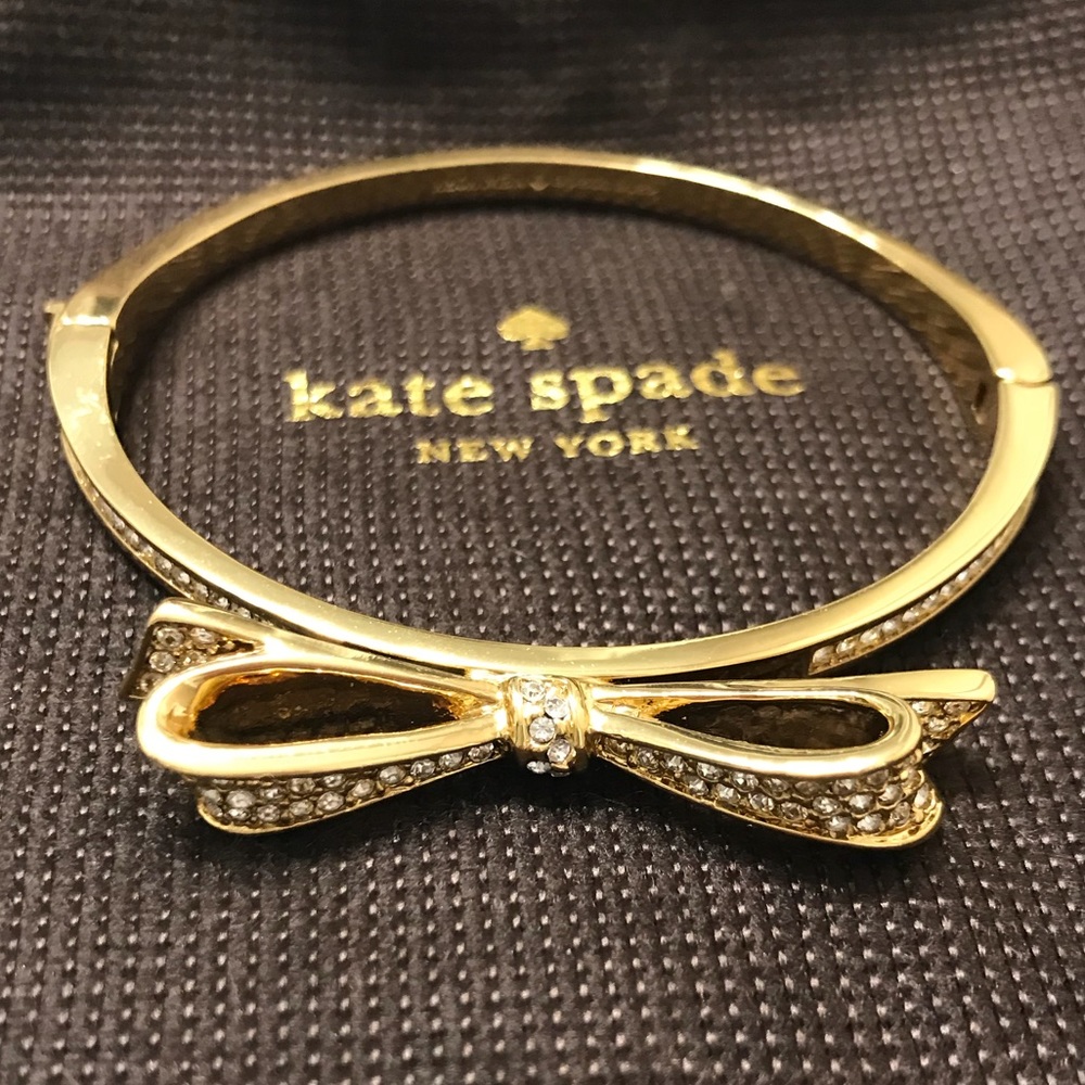 Kate Spade Love Notes Bracelet in Gold tone