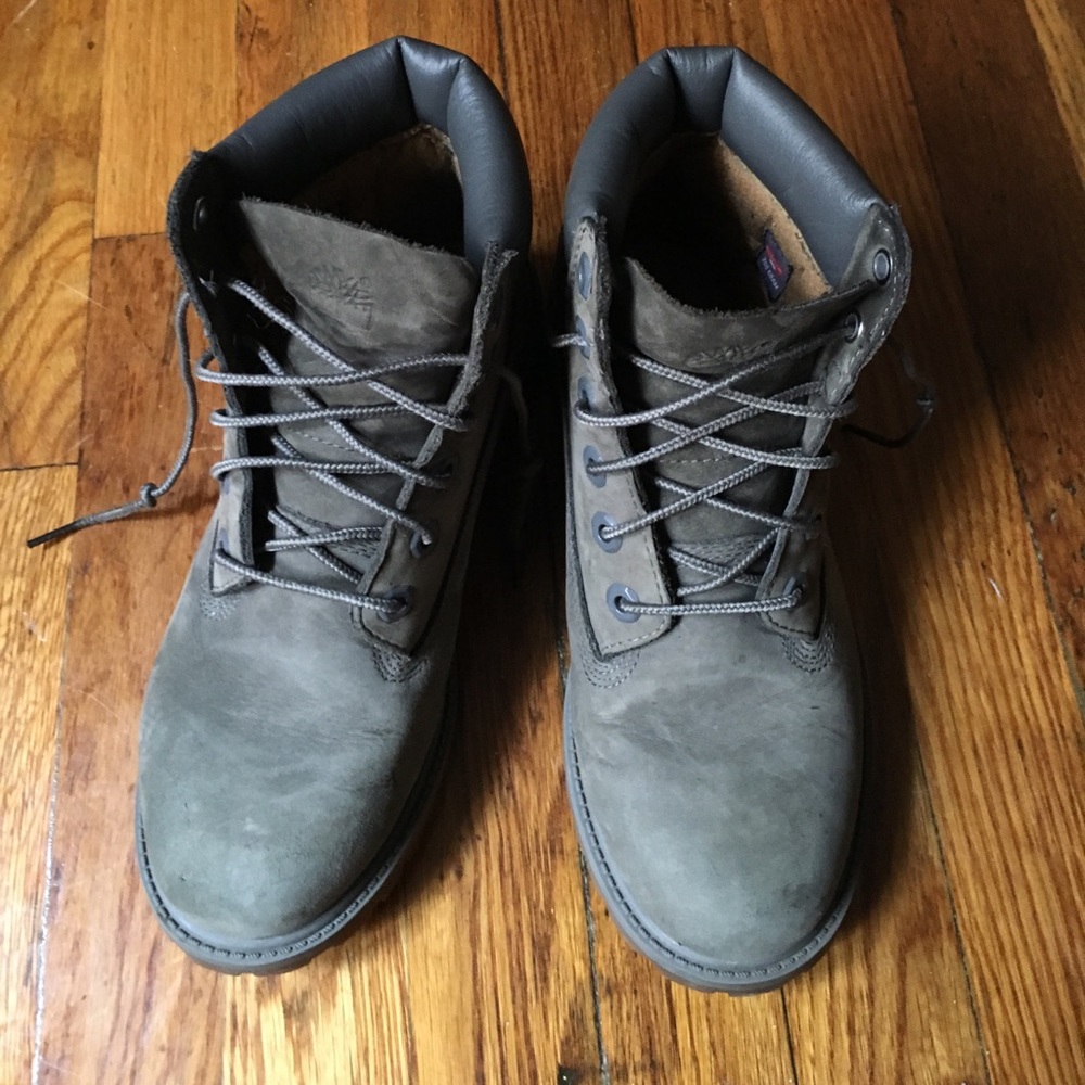 Gray timberlands boots