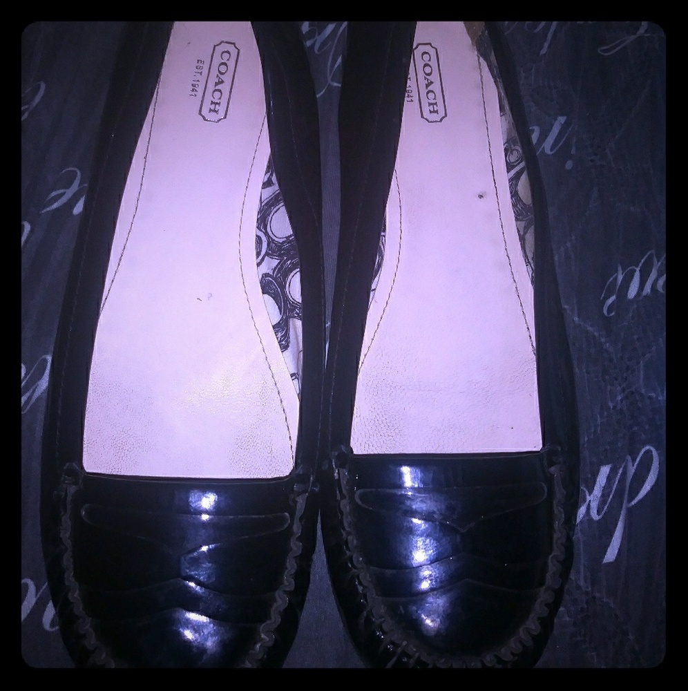 Coach flats