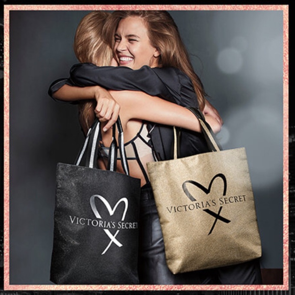 Victoria’s Secret 2017 Fashion Show Gold Tote BNWT
