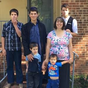 Meet your Posher, Deana